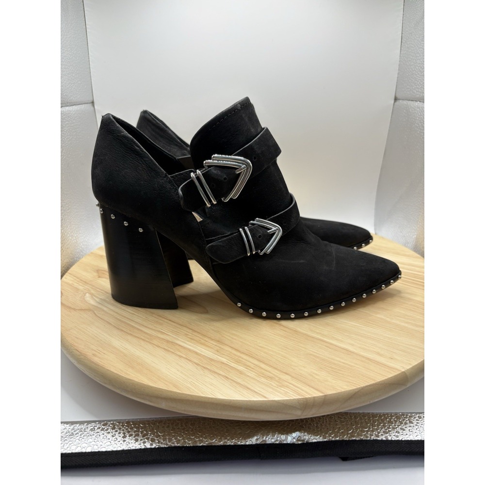 Gianni Bini Women Black Leather Pointed Toe Ankle Strap Buckle Studded Pumps 10M